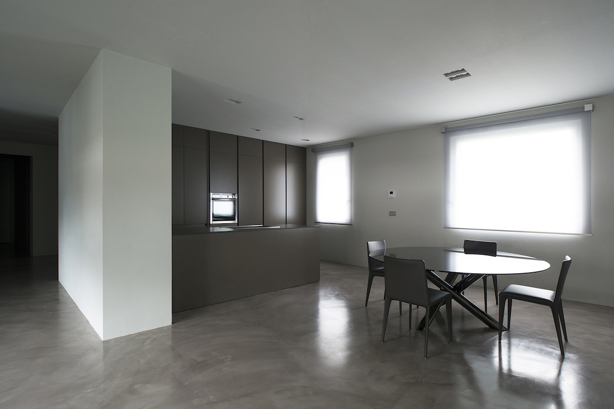 Ristrutturazione casa indipendente 1 ristrutturazione casa indipendente per la trasformazione dell’abitazione unifamiliare dei genitori in una casa-studio da destinare a sé e alla propria famiglia